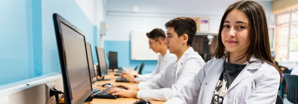 Industry Trends Shaping the Future of Vocational Education