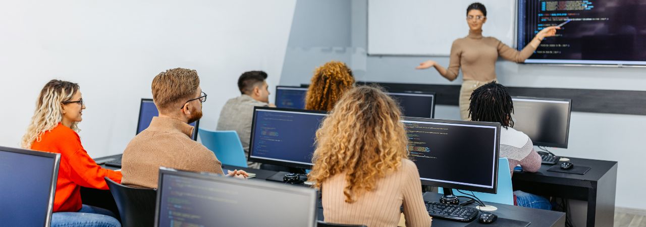 How Ashford College Can Help Develop Career Skills